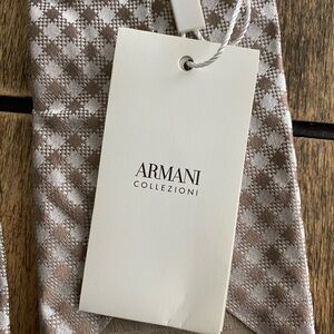 Armani Collection Men’s Silk Neck Tie NWT Tan Beige Check George Armani Italy
